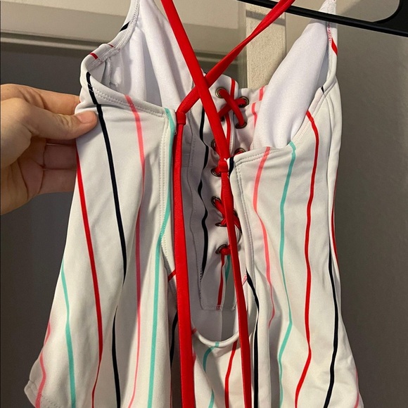 Target one peice - Picture 2 of 2